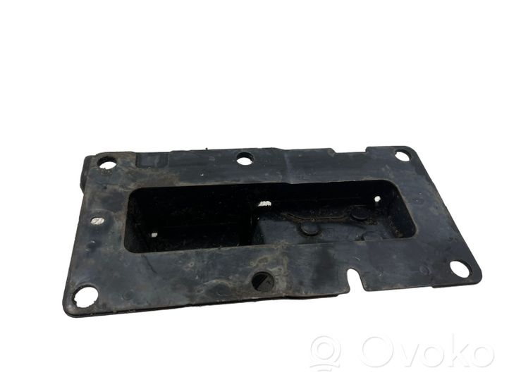 Nissan Murano Z50 Staffa del pannello di supporto del radiatore 