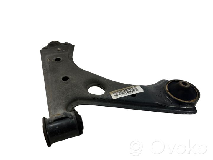 Opel Corsa E Front lower control arm/wishbone 8D28A0225