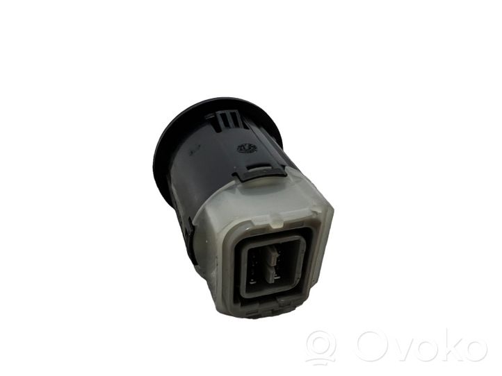 Nissan Qashqai Connettore plug in USB 28023BH00A