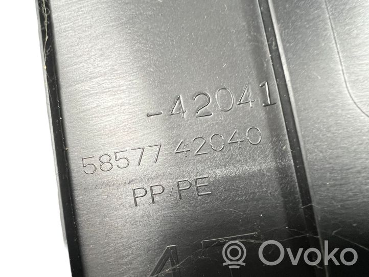 Toyota RAV 4 (XA40) Daiktadėžė bagažinėje 5857742040