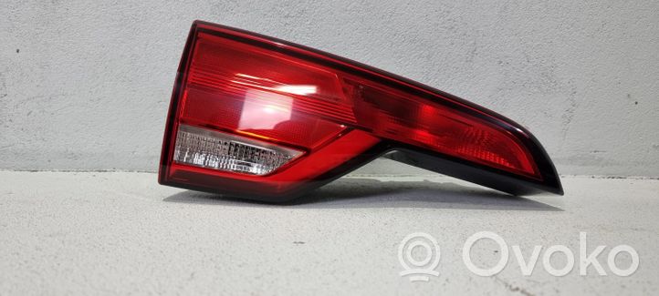 Volkswagen Polo VI AW Lampy tylnej klapy bagażnika 8W9945075