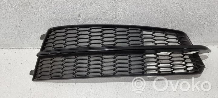 Audi A6 S6 C7 4G Tappo/coprigancio di traino 4G0807682AF