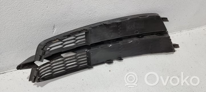 Audi A6 S6 C7 4G Tappo/coprigancio di traino 4G0807682AF