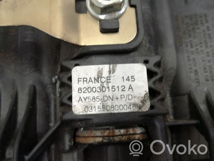 Renault Megane II Надувная подушка для руля 8200301512A