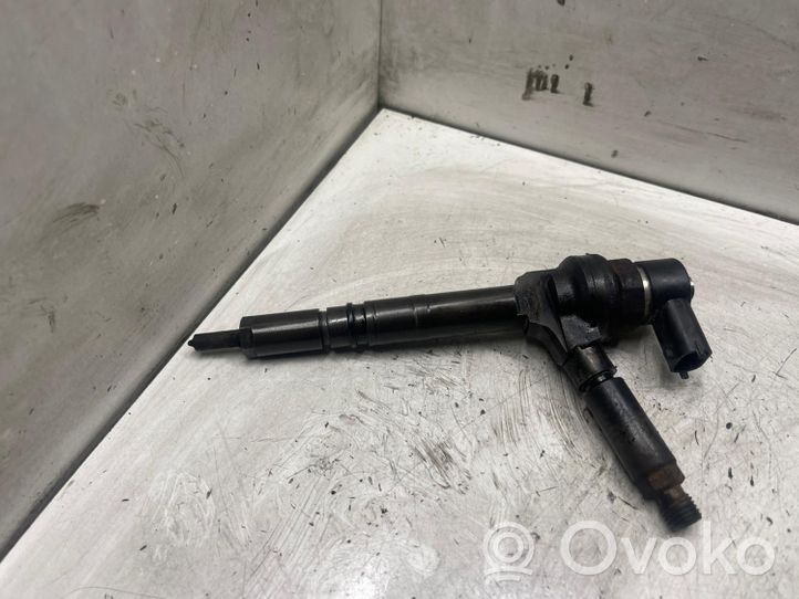 Opel Astra H Injecteur de carburant 0445110175