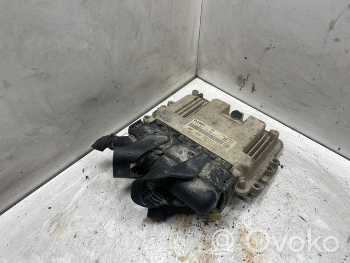 Hyundai Sonata Sterownik / Moduł ECU 3911327405