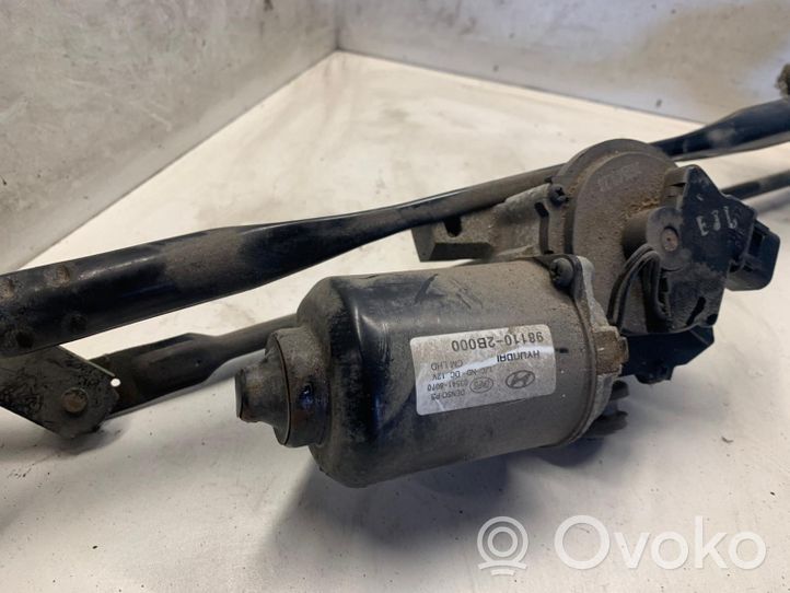 Hyundai Santa Fe Front wiper linkage 981102B000