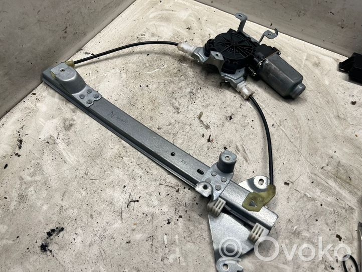 Nissan Qashqai+2 Mécanisme lève-vitre de porte arrière avec moteur 402190A