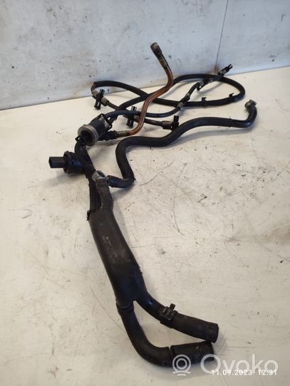 Audi Q7 4L Fuel line pipe 059130300