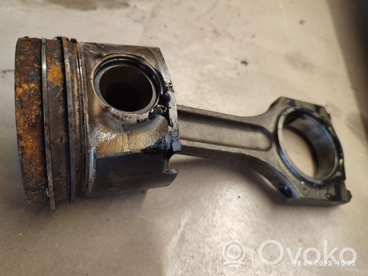 BMW X5 E70 Piston avec bielle 