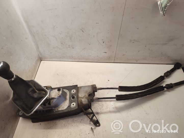 Volkswagen Touareg I Selettore di marcia/cambio (interno) 7L0711061