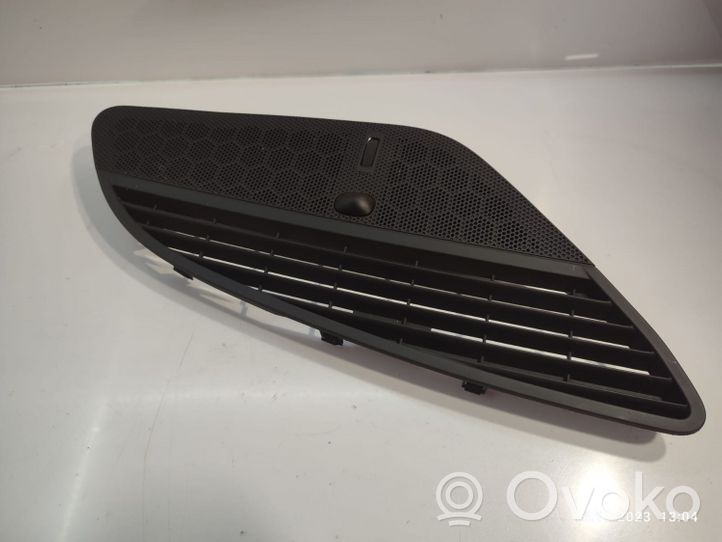 Citroen C5 Šoninės oro grotelės 9682419677