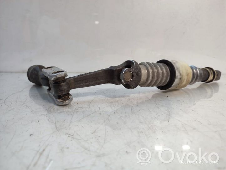 Mercedes-Benz C W203 Joint de cardan colonne de direction 2104620748