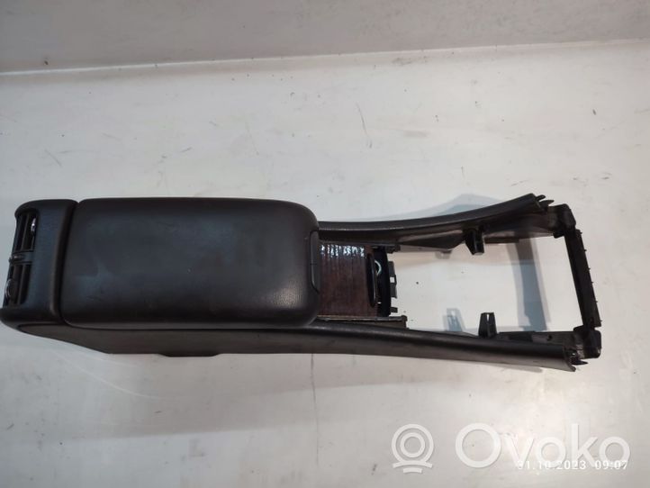 Mercedes-Benz C W203 Console centrale E037611021