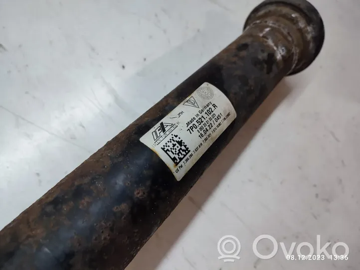 Volkswagen Touareg II Rear driveshaft/prop shaft 7P0521102R