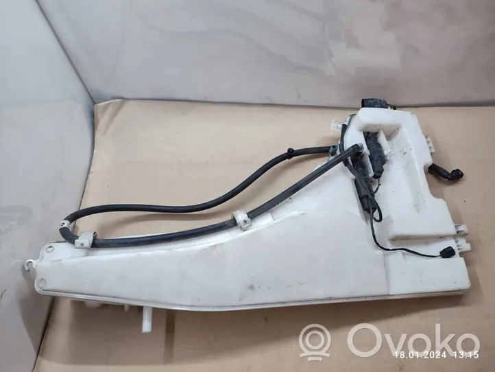 BMW X6 E71 Zbiornik płynu do spryskiwaczy szyby przedniej / czołowej 7190998