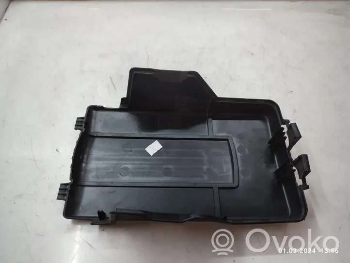 Volkswagen PASSAT CC Battery box tray cover/lid 3C0915443A