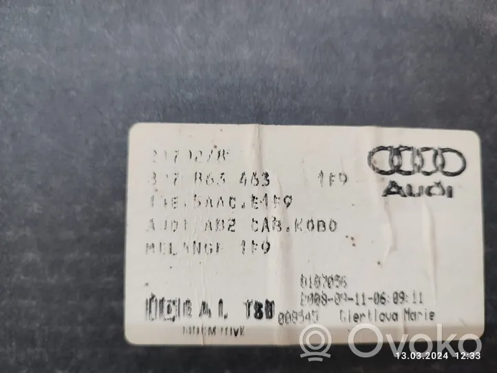 Audi A3 S3 8P Tavaratilan kaukalon tekstiilikansi 8P7863463