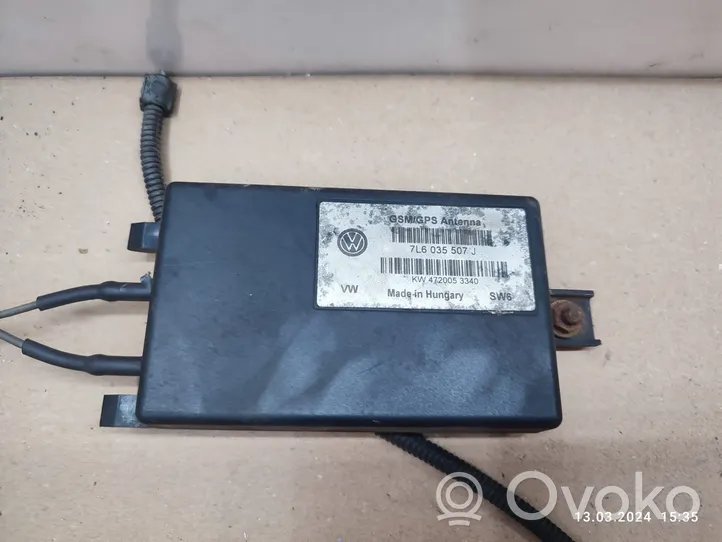 Volkswagen Touareg I GPS navigation control unit/module 7L6035507J