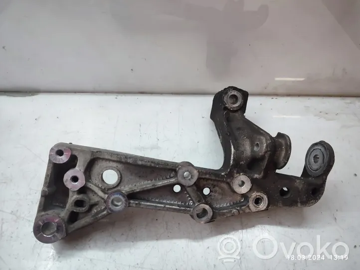 Audi A3 S3 8P Front lower control arm/wishbone 1K0199296E