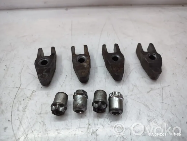 Honda Civic IX Support de pince d'injecteur de carburant 