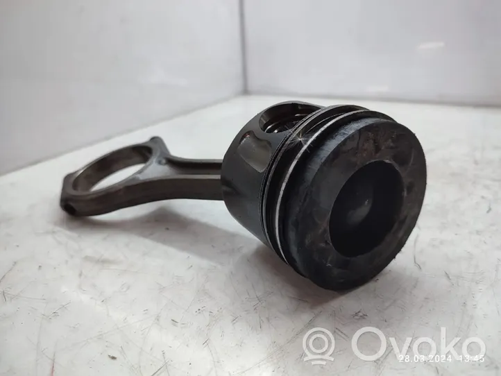 Land Rover Range Rover L322 Piston avec bielle 