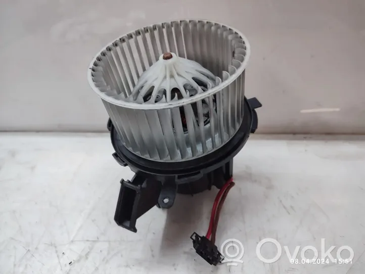 Audi Q5 SQ5 Ventola riscaldamento/ventilatore abitacolo 
