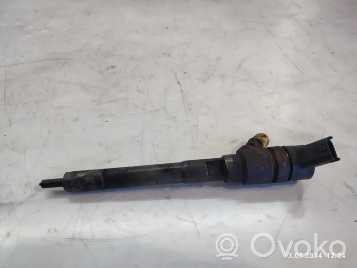 KIA Carens II Injecteur de carburant 0445110258