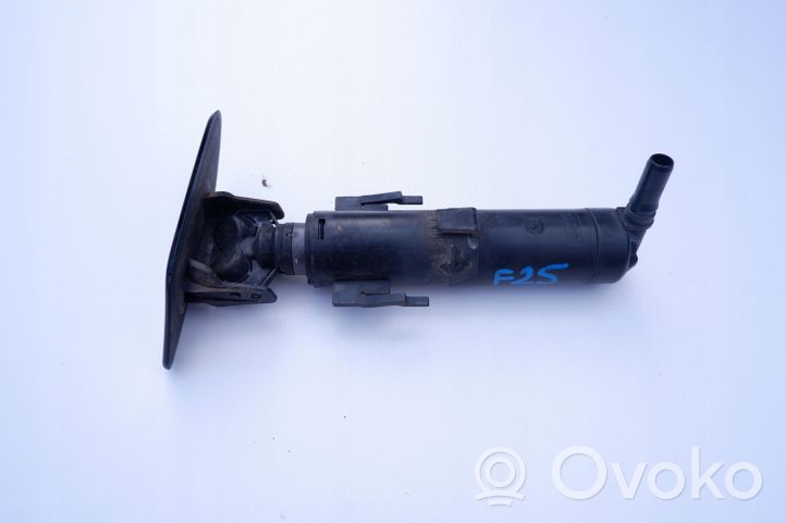 BMW X3 F25 Headlight washer spray nozzle 7251640