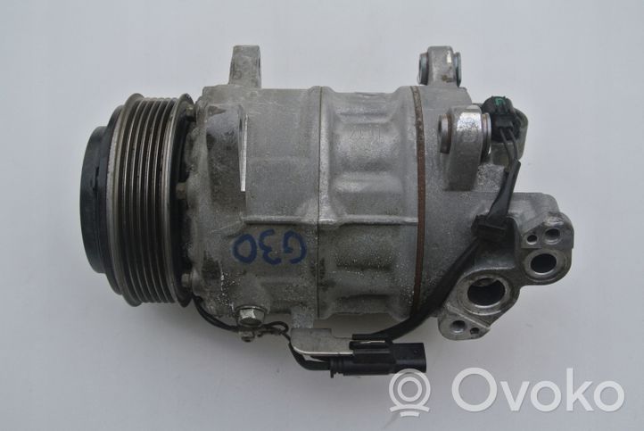 BMW 5 G30 G31 Compressore aria condizionata (A/C) (pompa) 6822847