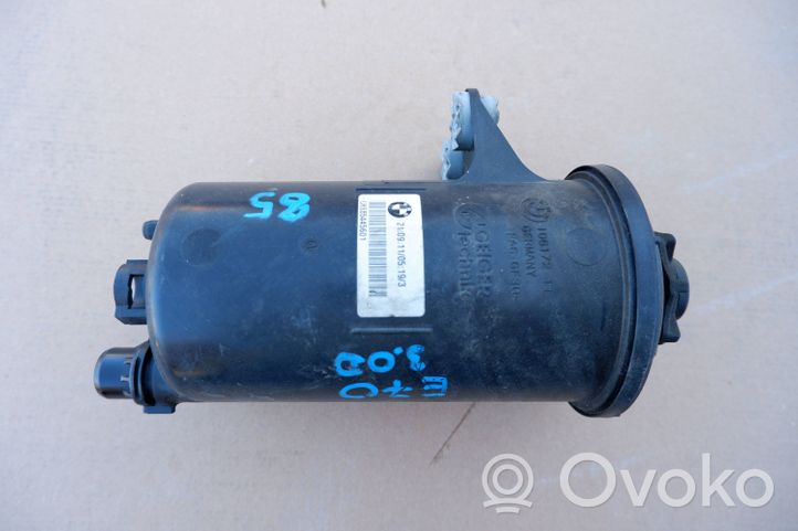 BMW X5 E70 Boîtier de filtre à carburant 6854456