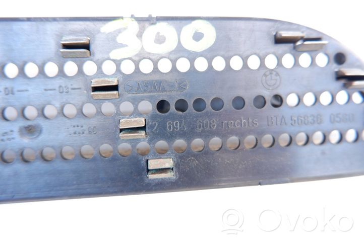 BMW M3 Grill / Wlot powietrza błotnika przedniego 2694608