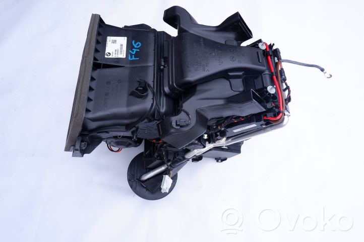 BMW 2 F46 Nagrzewnica / Komplet 9383118