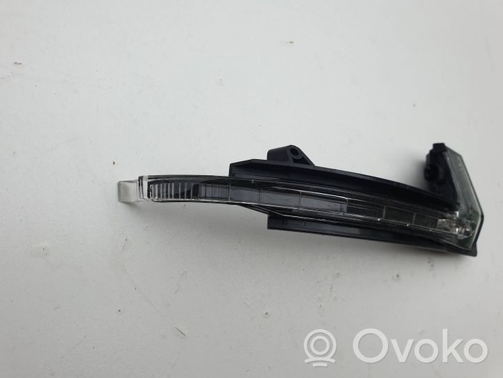 Audi A4 S4 B8 8K Mirror indicator light 8K0949102E