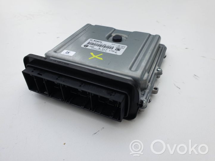 BMW 5 F10 F11 Unité de commande, module ECU de moteur 8517172