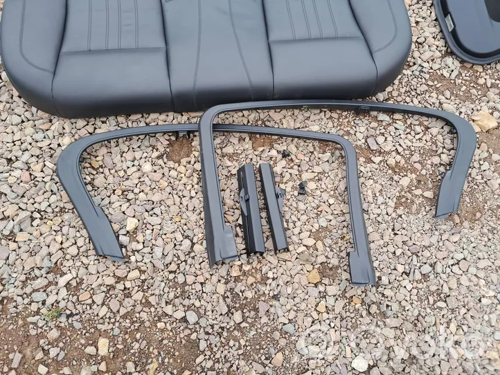 BMW M5 Seat set 