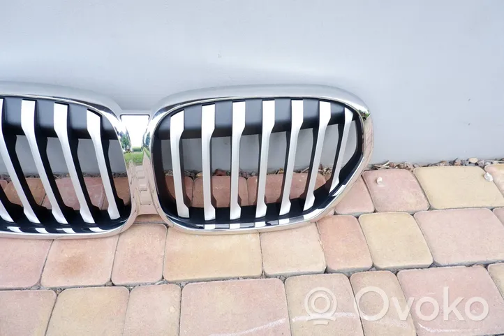 BMW X1 F48 F49 Front grill 8493451