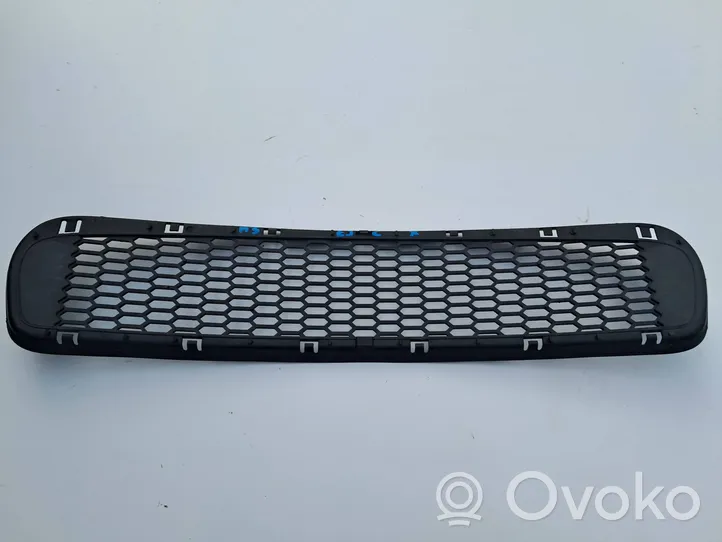 BMW M3 e92 Grille inférieure de pare-chocs avant 7900764