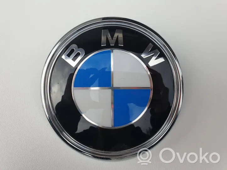 BMW X3 E83 Mostrina con logo/emblema della casa automobilistica 3401005