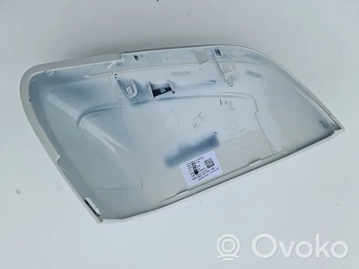 BMW 7 G70 Copertura in plastica per specchietti retrovisori esterni 10802004