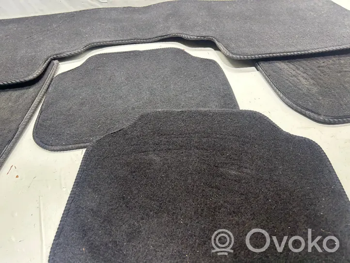 KIA Sorento Kit tapis de sol auto 