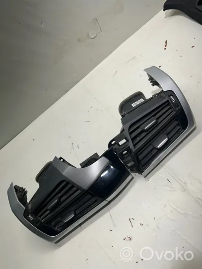 BMW X6 F16 Copertura griglia di ventilazione laterale cruscotto 