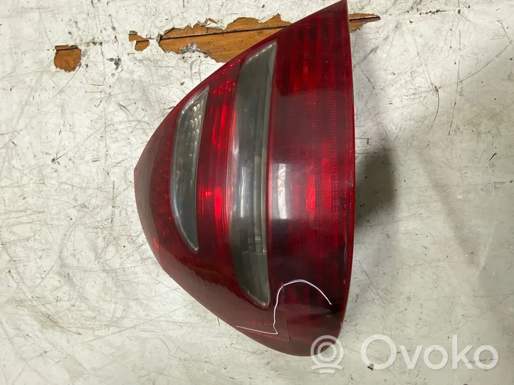 Mercedes-Benz E W211 Luci posteriori 9443A81438H