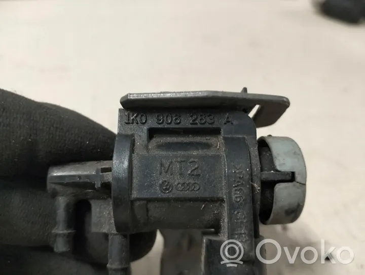 Volkswagen Touran I Electromagnetic valve 1K0906283A