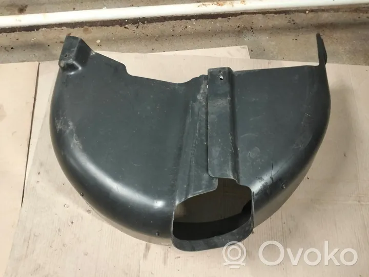 Skoda Rapid (120G, 130G, 135G) Rivestimento paraspruzzi parafango posteriore 5JA810969