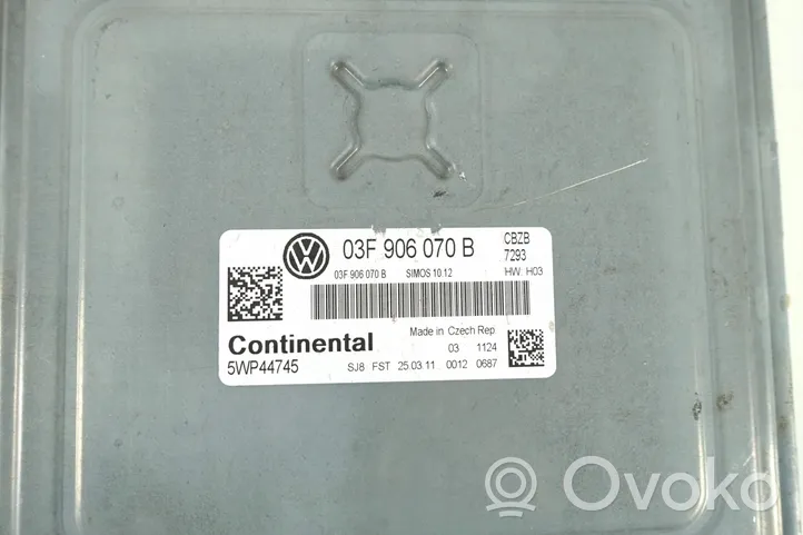 Volkswagen Touran III Unité de commande, module ECU de moteur 03F906070B