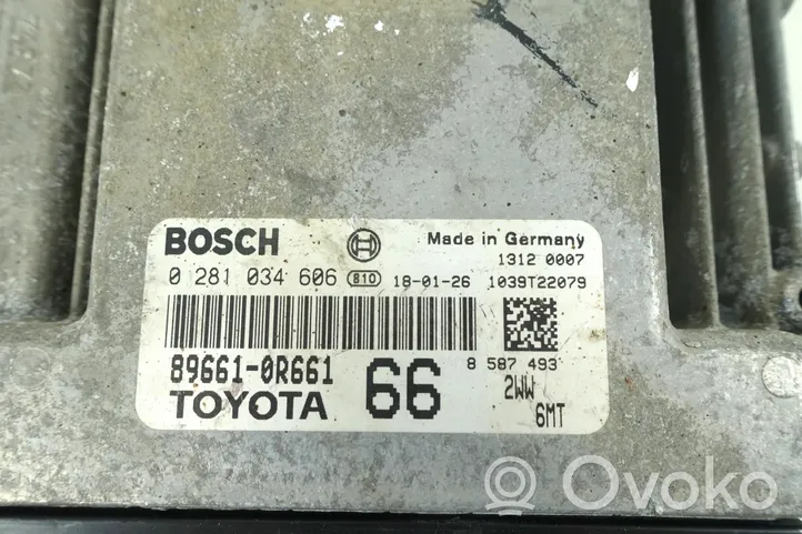 Toyota RAV 4 (XA40) Centralina/modulo motore ECU 0281034606