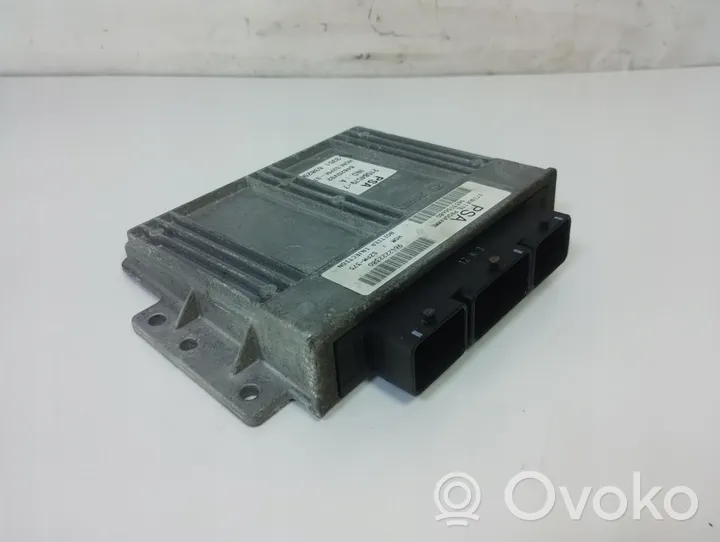 Citroen C2 Unité de commande, module ECU de moteur 9653106480