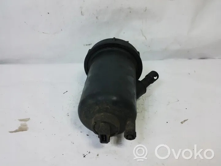 Opel Zafira B Boîtier de filtre à carburant 13122587