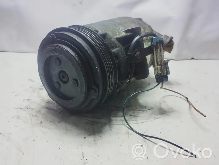 Opel Corsa C Ilmastointilaitteen kompressorin pumppu (A/C) 24427685